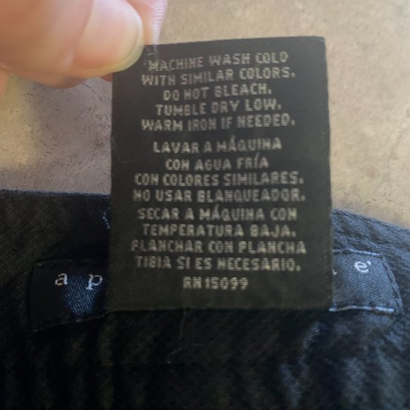 Apostrophe Essentials | Black Knee-Length Pencil Skirt | Sz 10 - Picture 9 of 11